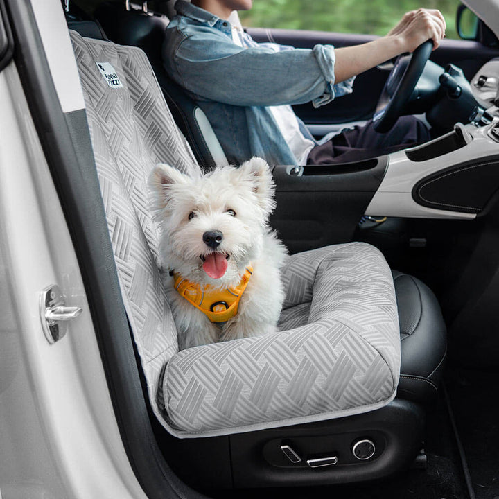 Stabiles Hundesitzbett für Auto mit Kühlfunktion; Schutz und Komfort für Hunde.