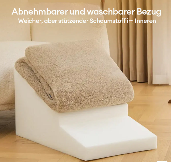 Weiche Haustiertreppe (Creme) als Kletterhilfe. Ideal für kleine, alte Hunde zum Bett & Sofa.