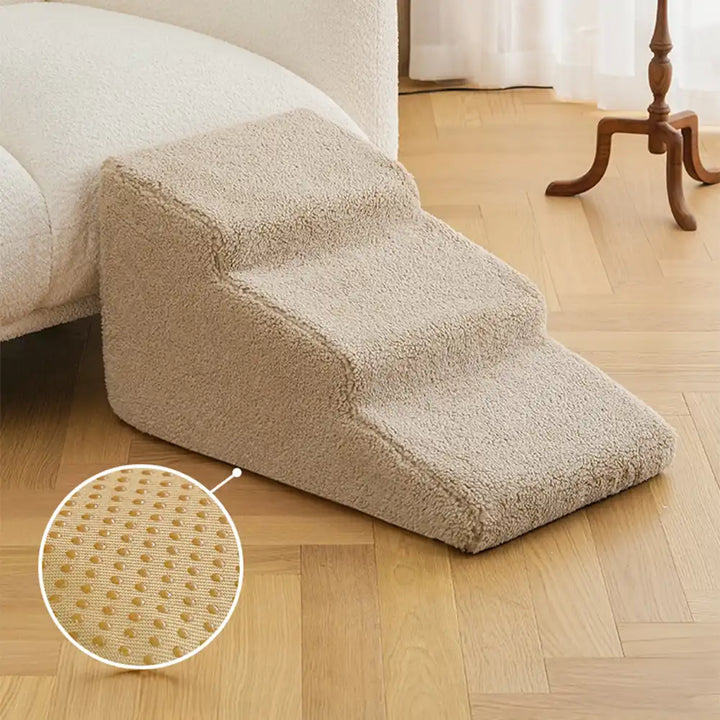 Gelenkschonende Hundetreppe für kleine & alte Hunde, als sichere Kletterhilfe zum Sofa.