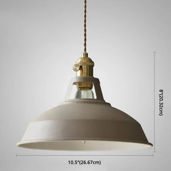 Moderne Industrielle Hängelampe IronGlow, Retro-Design für vielseitige Raumgestaltung.