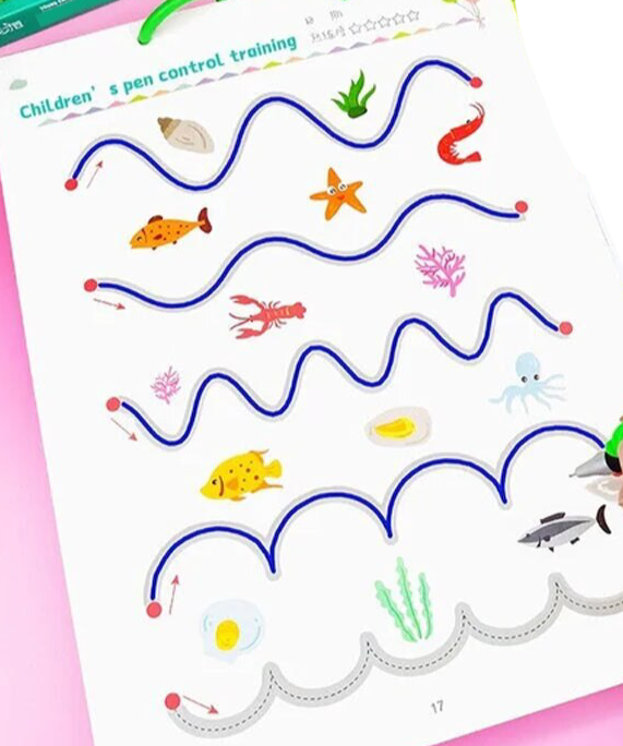 Pädagogisches Lernspielzeug: Interaktives Schreibheft für Kinder zum Üben von Schrift, Zahlen & Feinmotorik.