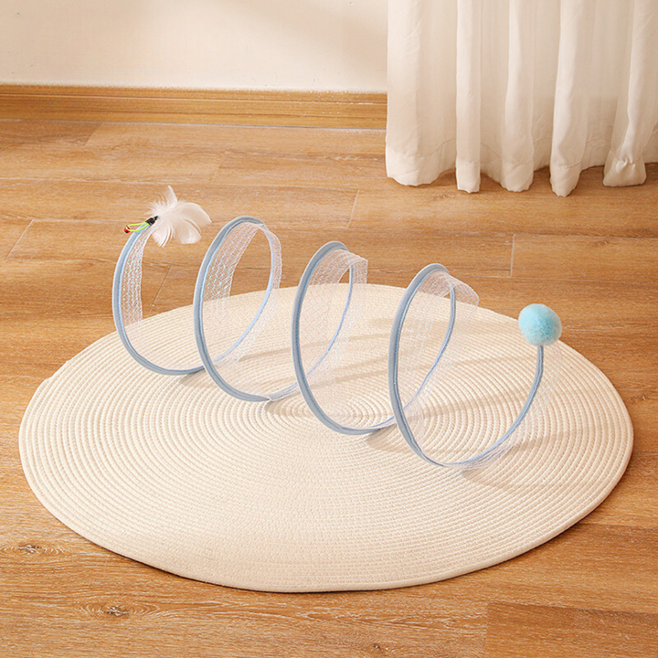 Detailansicht des robusten Spiral-Katzenspielzeugs mit weicher Feder, ideal für agile Stubentiger.
