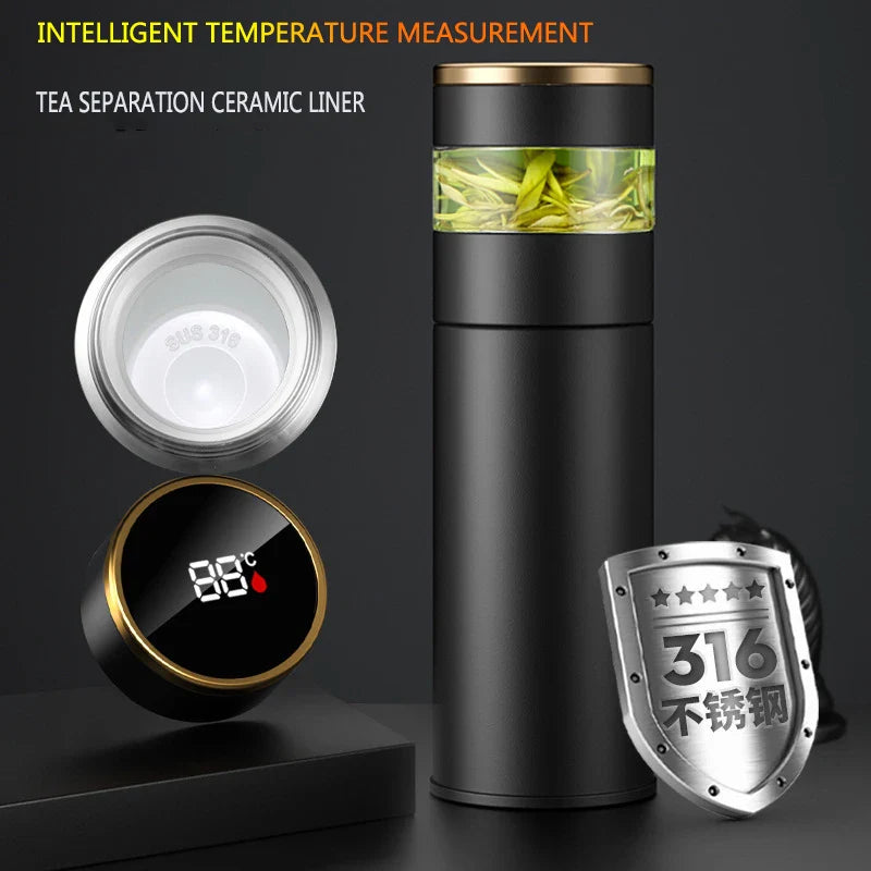 Edelstahl-Trinkflasche 450 ml BPA-frei, mit integriertem Teesieb und smarter Temperaturanzeige.