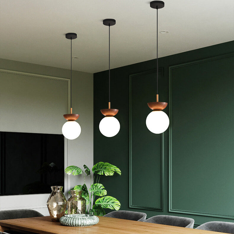 Japanische Stil LED Plafondlampe Renji, Holz, warme Beleuchtung für moderne Räume.