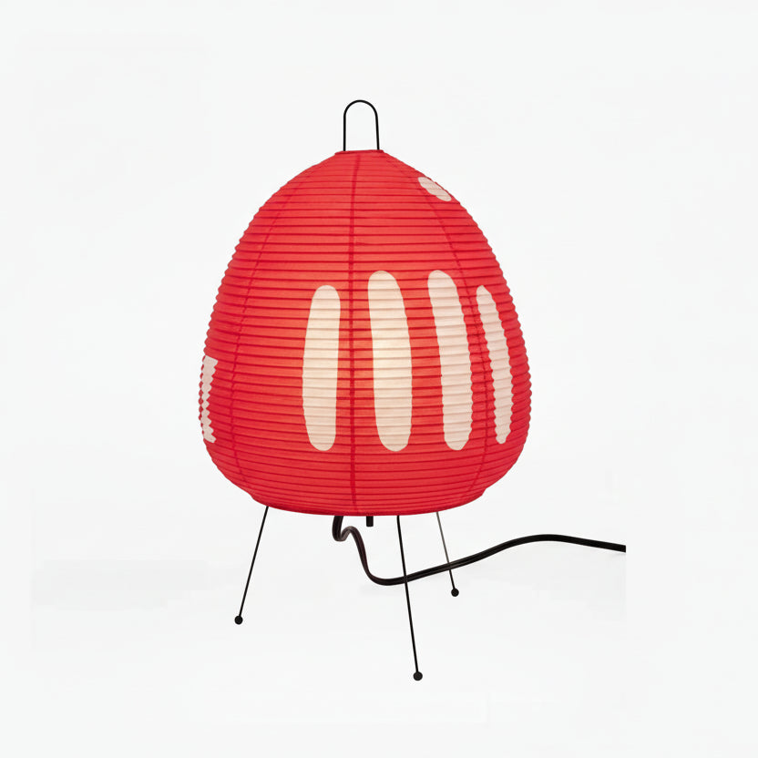 Handgefertigte Reispapier Tischlampe, japanischer Stil, erzeugt weiches, diffuses Licht für Wohlfühlatmosphäre.