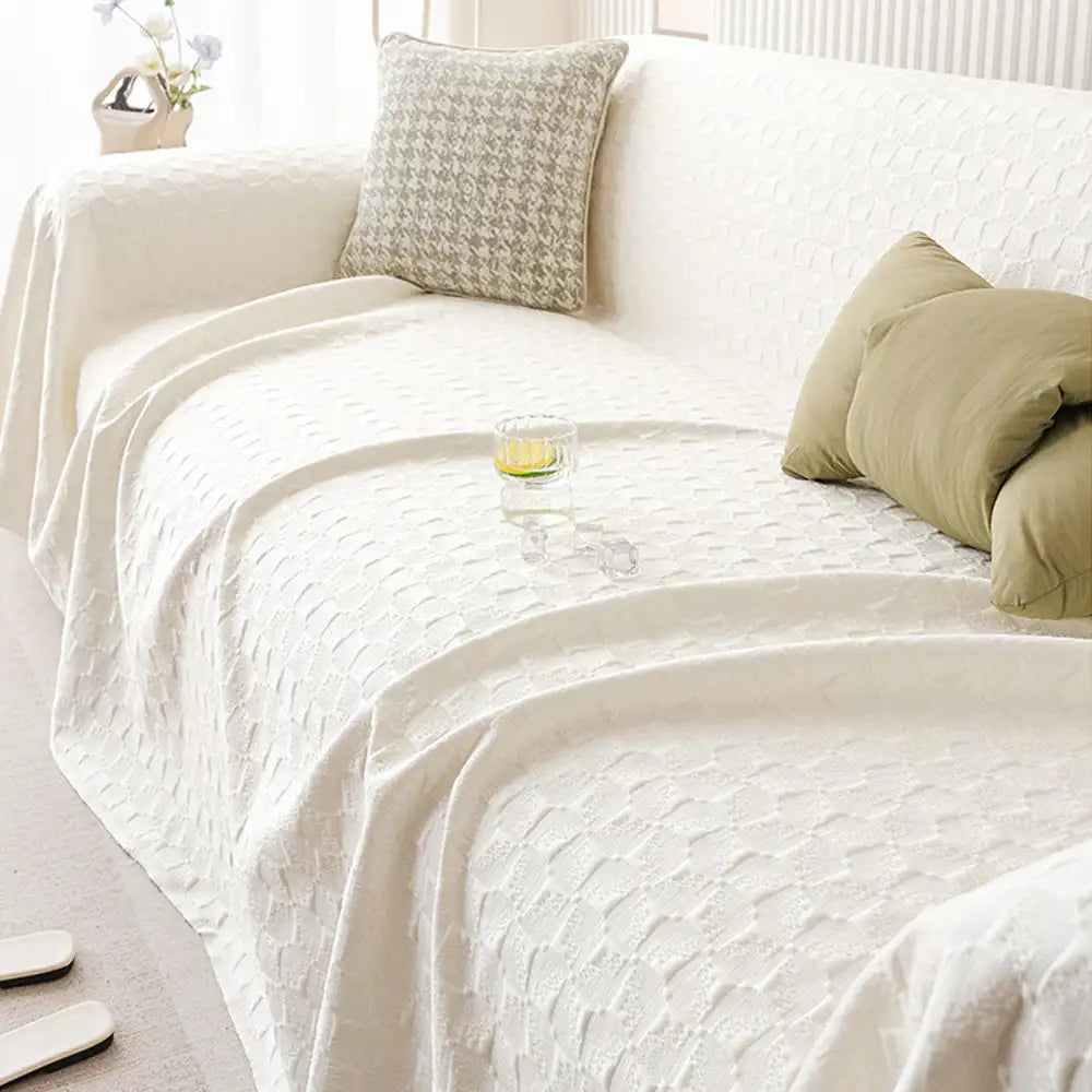 Waschbarer Sofabezug für Wohnzimmer, kühlend & pflegeleicht, ideal für Haushalte mit Tieren.