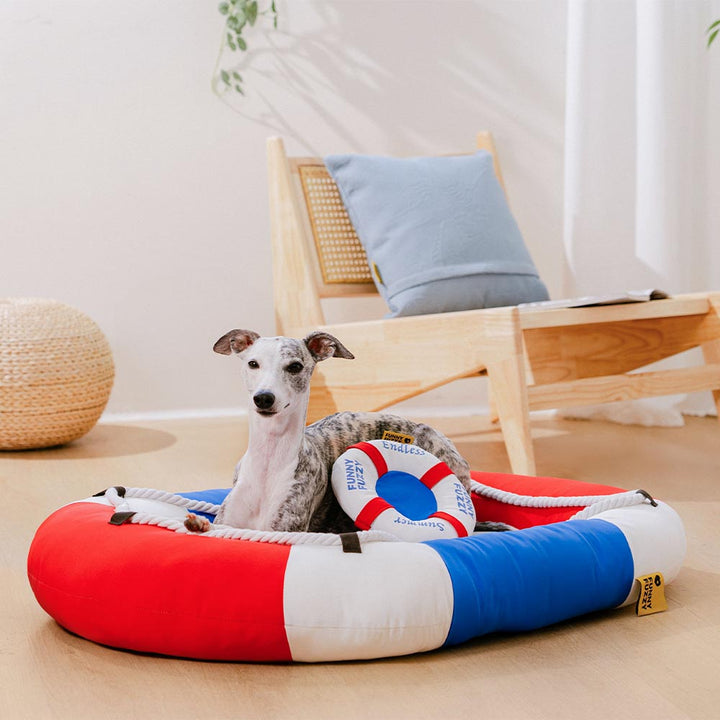 Kühlendes Haustierbett mit Bootsform, wasserdicht für den Außenbereich, Komfort-Kissen für Hunde.
