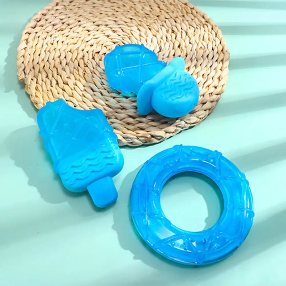 Kühlendes Kauspielzeug für Hunde aus TPR, gefüllt mit Wasser, ideal zur Erfrischung & Zahnpflege im Sommer.