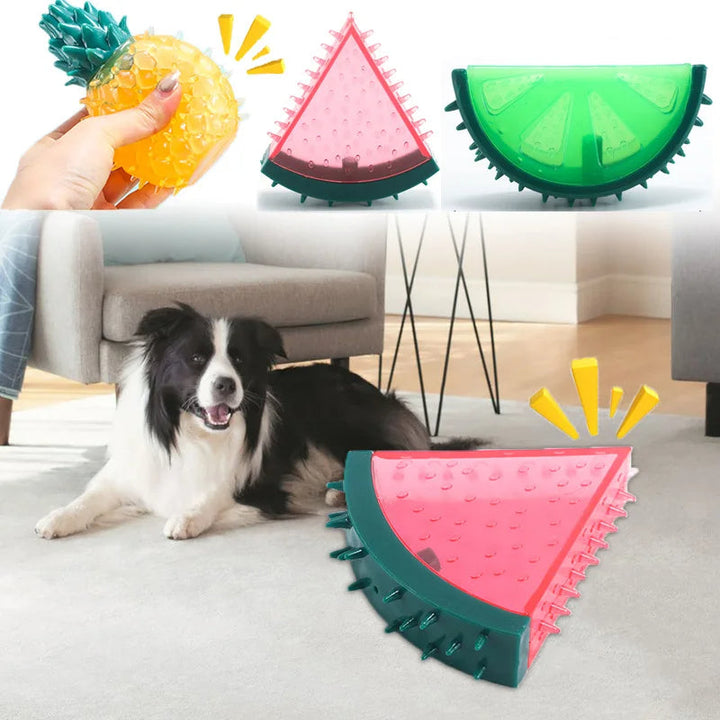 Kühlendes Kauspielzeug für Hunde im Fruchtdesign, ideal für Sommer & Zahnpflege.