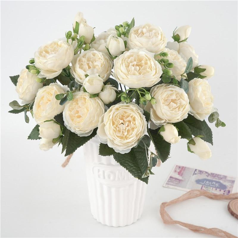Künstliche Pfingstrosen, elegante florale Tischdeko, rosa Blüten aus Vliesstoff für stilvolle Heimdekoration.