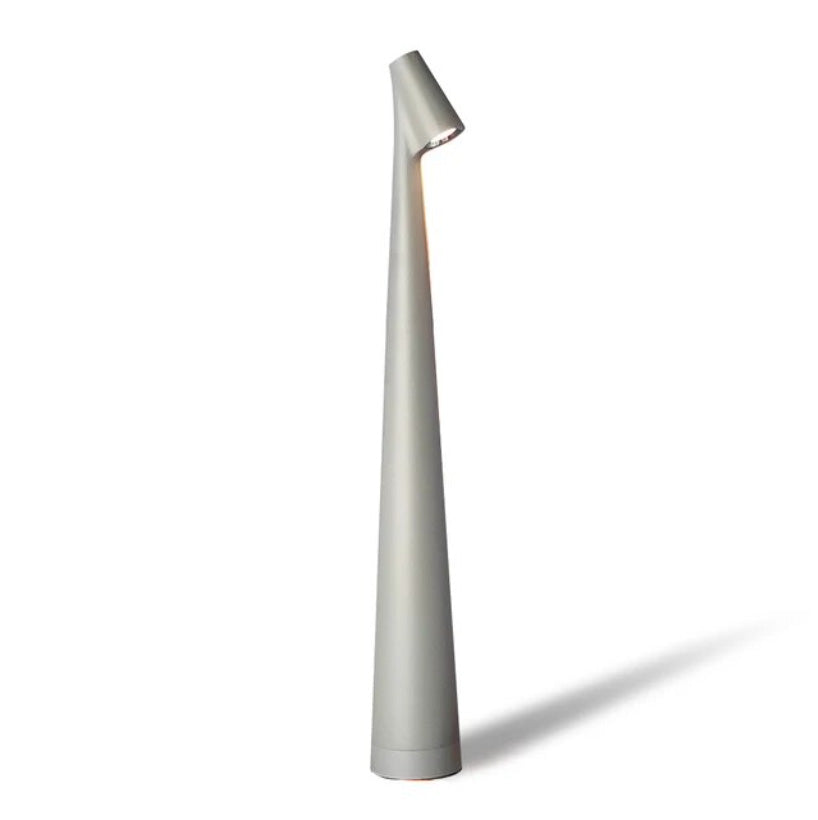 Tragbare Designer LED Lampe, kabellos, dimmbar, wiederaufladbar. Für stilvolle Akzente und flexible Beleuchtung.
