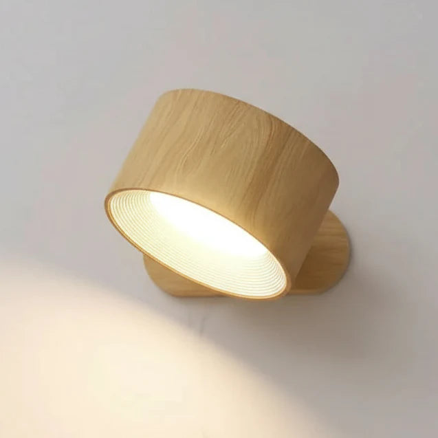 Kabellose, drehbare LED-Wandlampe mit Magnetbefestigung für flexible Innenbeleuchtung.