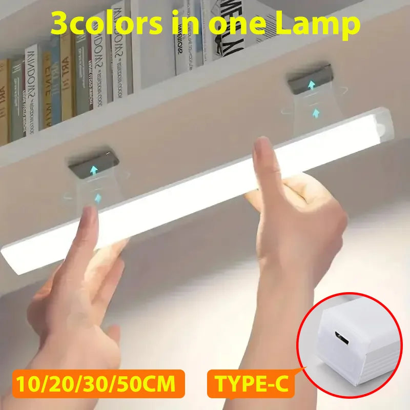 Kabellose LED Bewegungsmelderlampe für Zuhause, ideal als Nachtlicht oder Schranklampe, wiederaufladbar.
