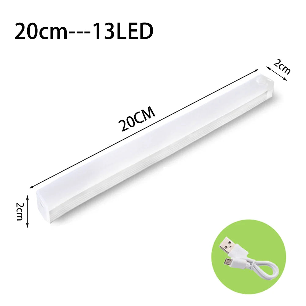 Multifunktionale LED Bewegungsmelderlampe, kabellos, ideal als Nachtlicht oder Zusatzbeleuchtung.