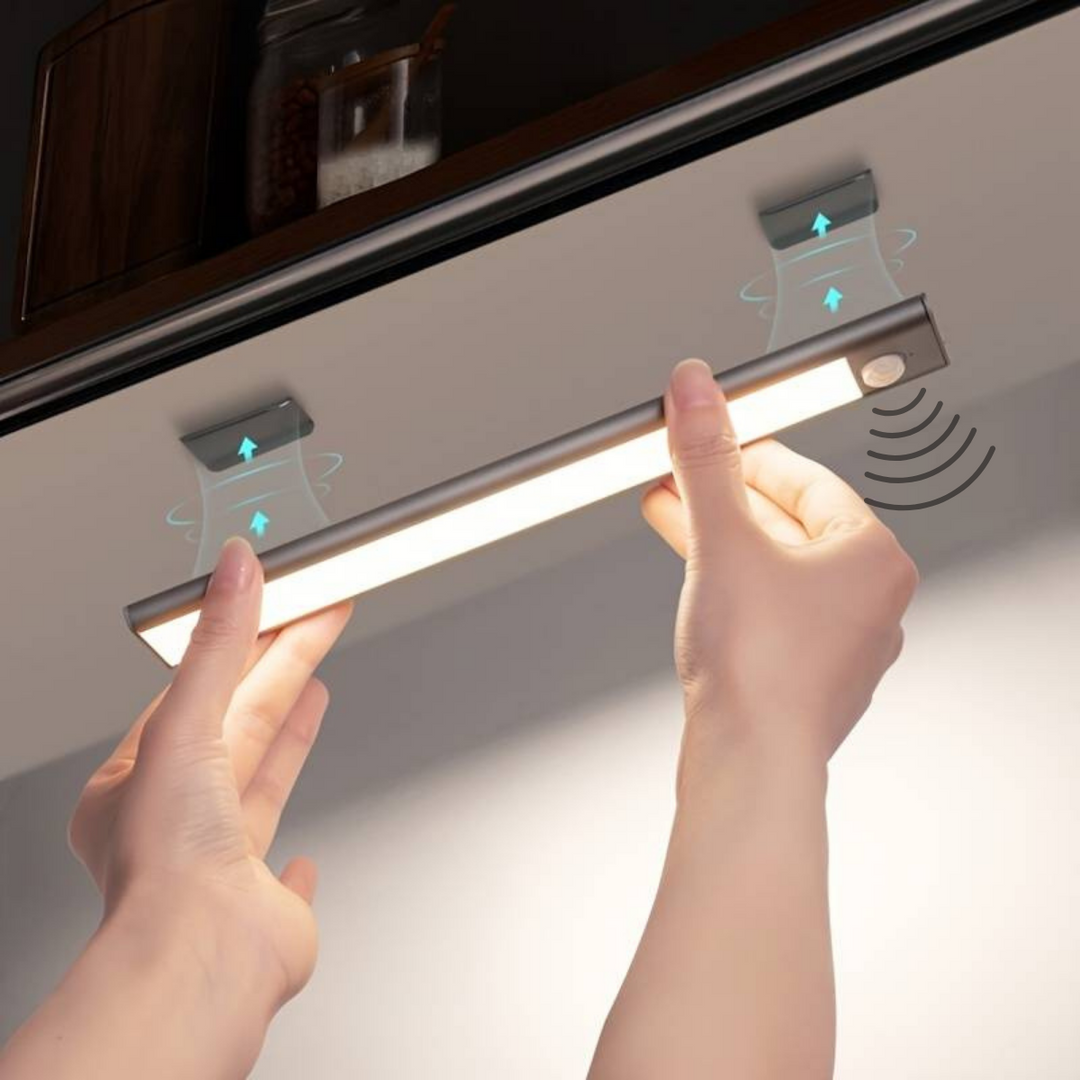 Kabellose LED Sensor Lampe mit 3 Lichtfarben, USB aufladbar für energieeffizientes Stimmungslicht im Zuhause.