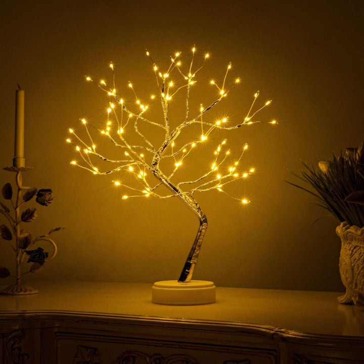 Moderne kabellose LED Tischlampe mit Touch-Steuerung. Akku & USB-Anschluss für flexible Nutzung.