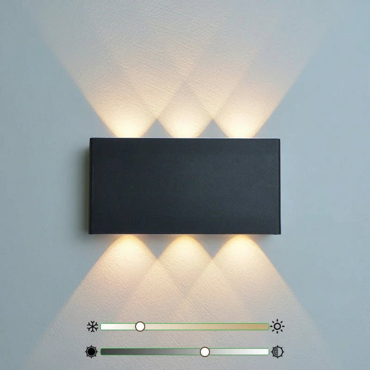 Vielseitige LUMITOUCH Akku-Tischlampe mit Touch-Bedienung und dimmbarem Licht für flexible Nutzung.