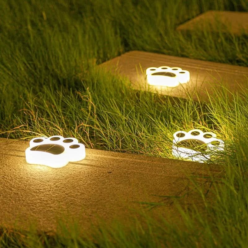 Wetterfeste, kabellose Solar-Außenlampe für den Garten, LED-Licht, perfekt als stimmungsvolle Dekoration.