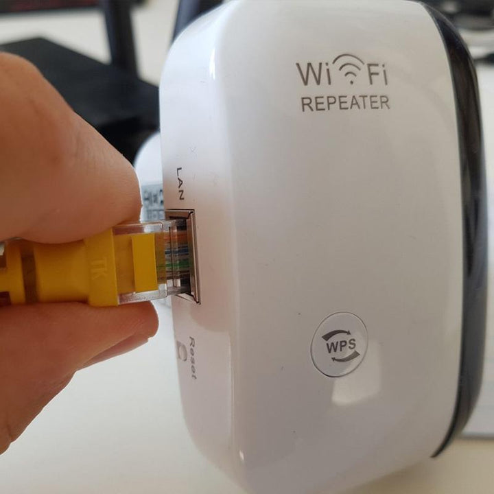 WLAN-Repeater für nahtloses Internet und erweiterte drahtlose Netzwerkreichweite überall.