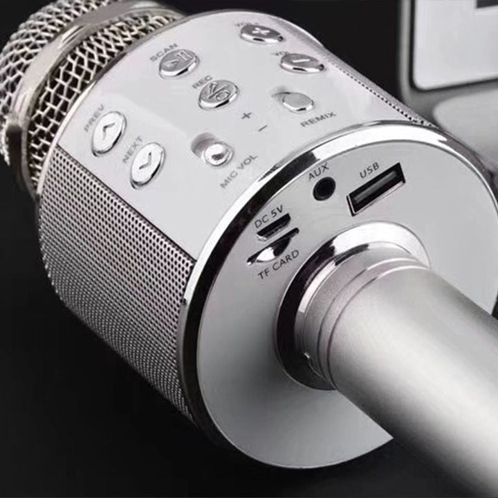 Singen und feiern mit dem kabellosen Karaoke-Mikrofon. Bluetooth-Konnektivität und toller Sound für Musik-Fans.