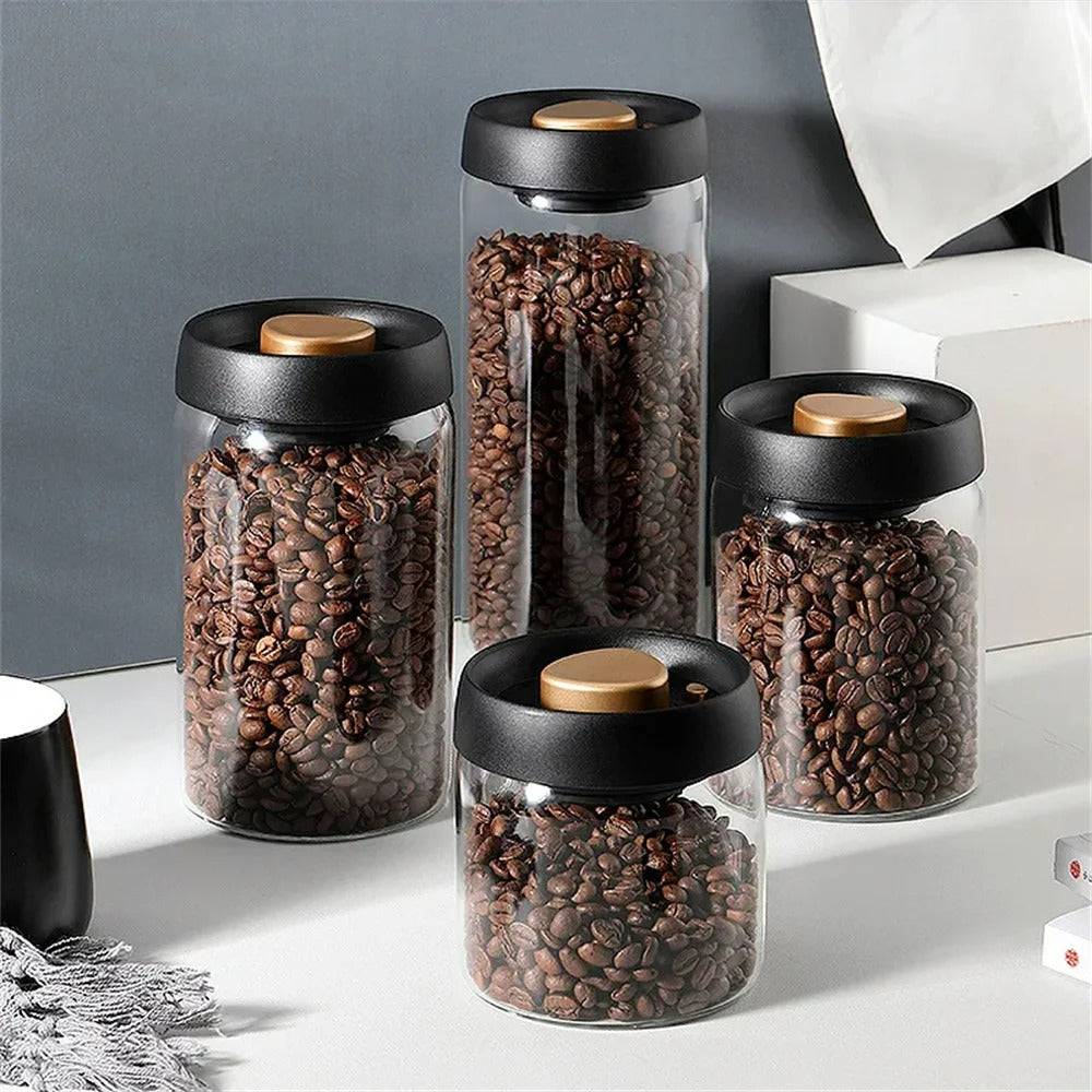 Kaffeebohnen-Vorratsbehälter aus Borosilikatglas mit Vakuumverschluss für maximale Frische in der Küche.