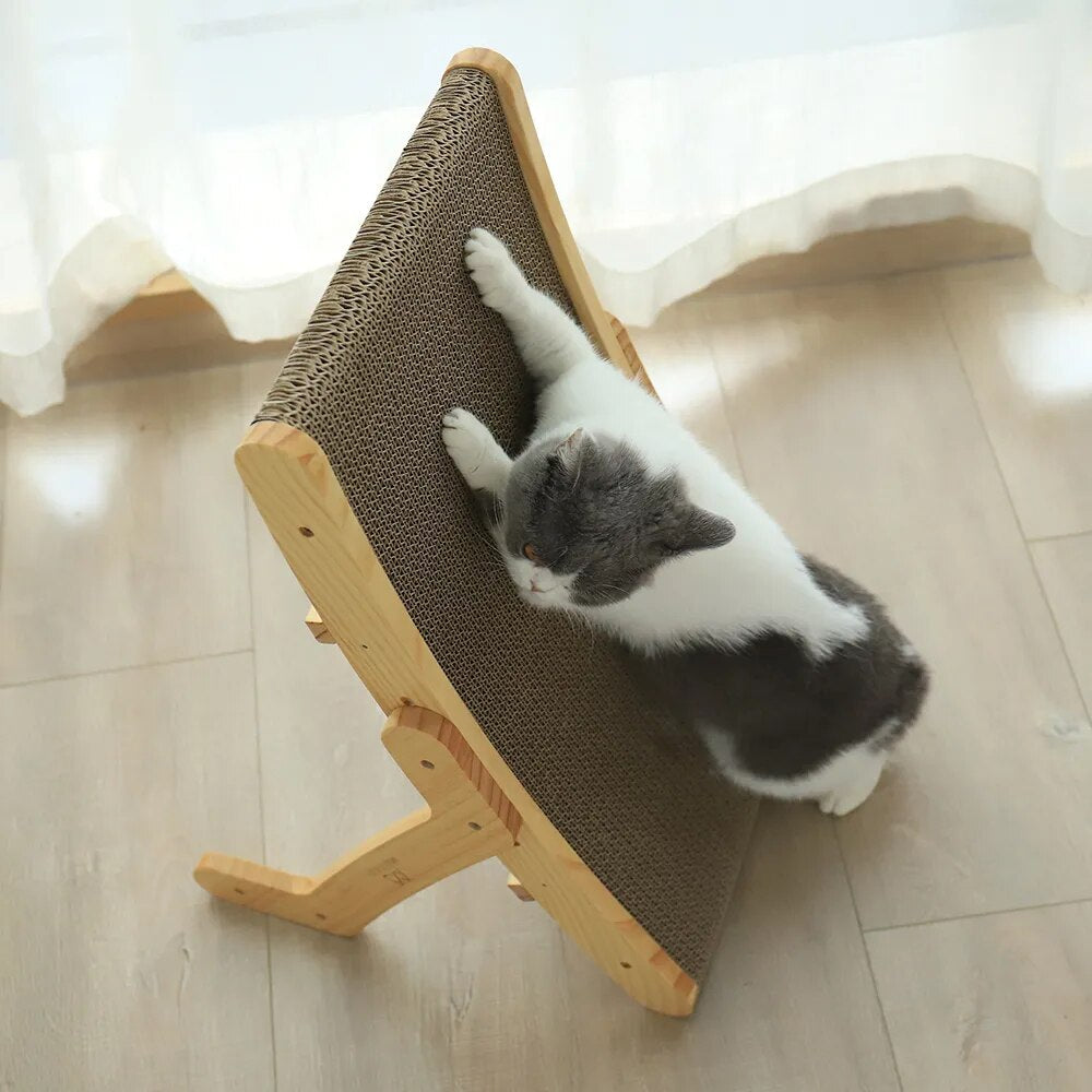 Katzenliege Luna: Gemütlicher Ruheplatz & Kratzbaum in einem. Perfekt für Entspannung & Krallen.
