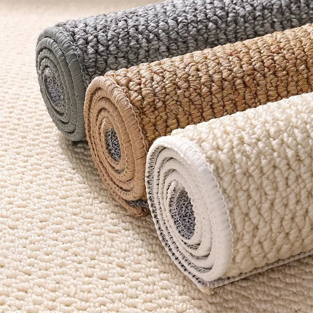 Katzen Kratzschutz Teppich in Sisal-Optik, rutschfest und langlebig, perfekt für spielende Katzen.