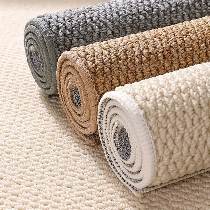 Katzen Kratzschutz Teppich in Sisal-Optik, rutschfest und langlebig, perfekt für spielende Katzen.