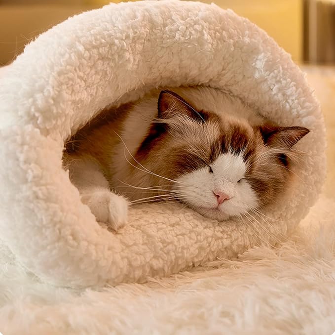 Warmer Katzen Schlafsack aus Plüsch, gemütliche Kuschelhöhle für Tiefenentspannung Ihrer Katze.