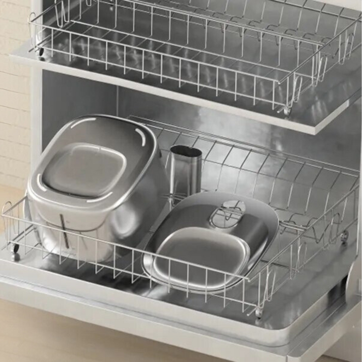 Großzügiger 4l Trinkbrunnen für Katzen; gewährleistet frisches & gefiltertes Wasser für gesundes Haustierleben.