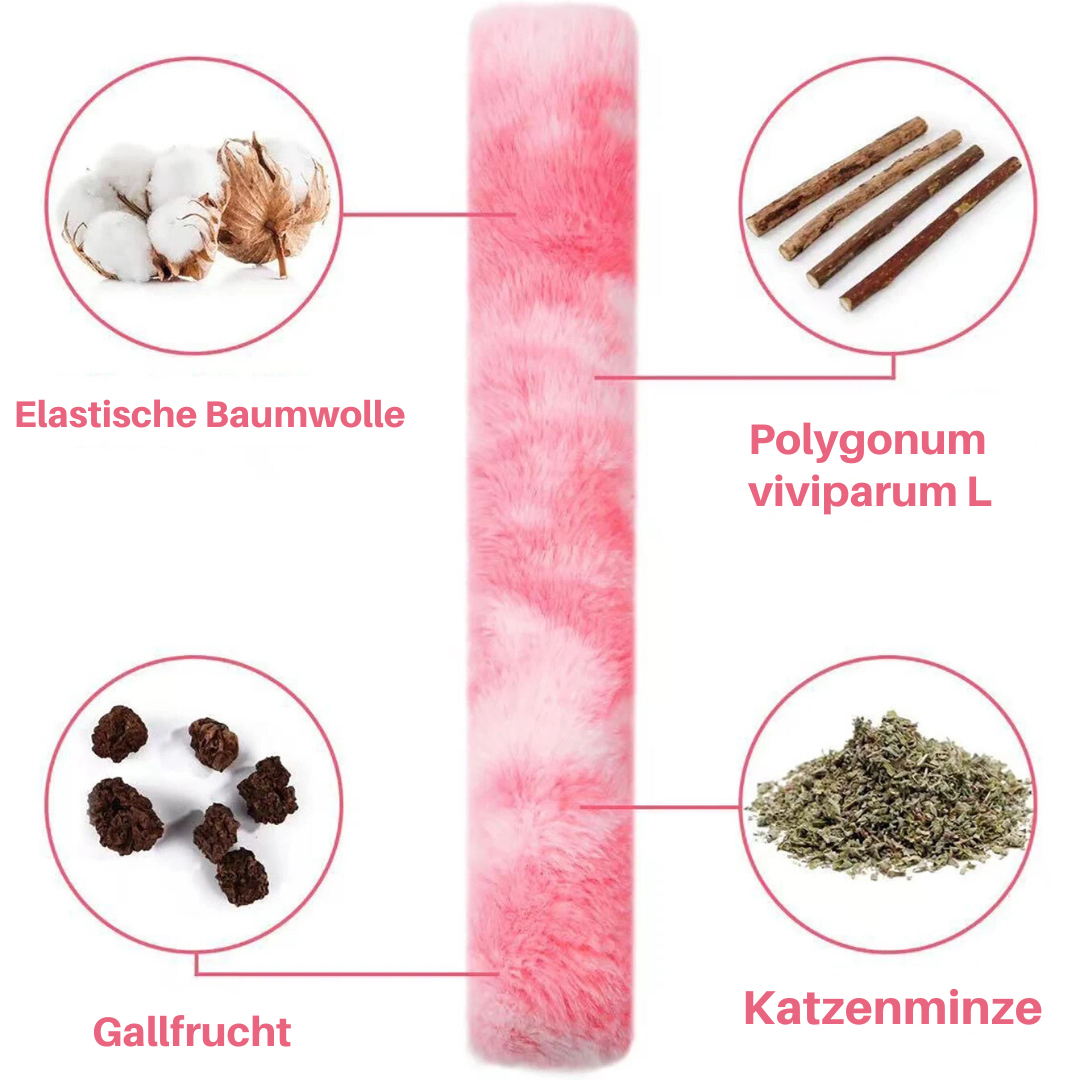 Katze spielt mit Katzenminze Kissen. Ideales Katzenspielzeug für Beschäftigung, Kratzen & Stressabbau.