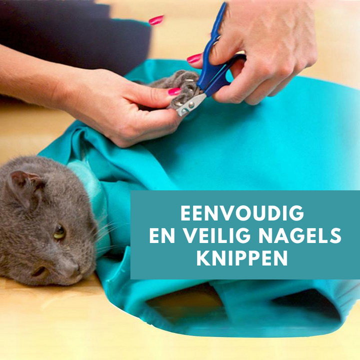 Leichte, zusammenklappbare Katzentransporttasche. Ideal für Reisetransport & platzsparendes Verstauen.