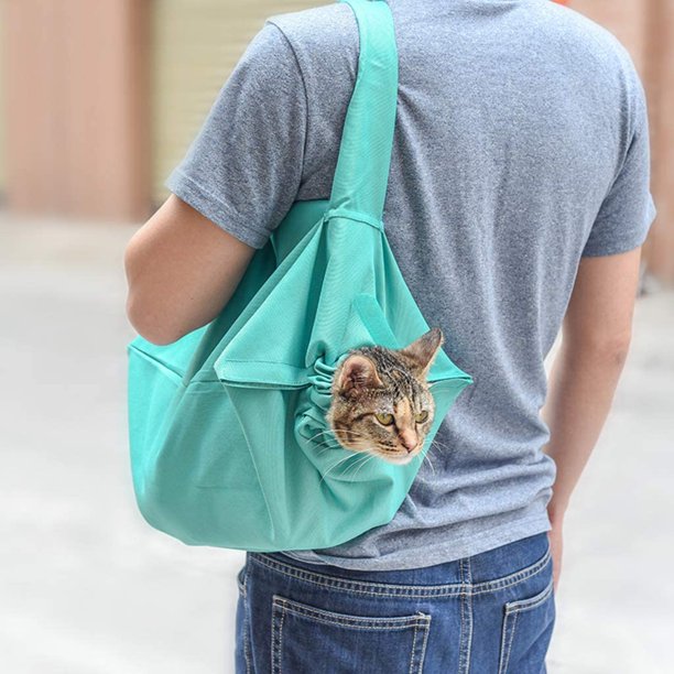 Stilvolle Katzenreisetasche mit weichem Liegekissen. Für entspannte Reisen und gemütlichen Schlaf.