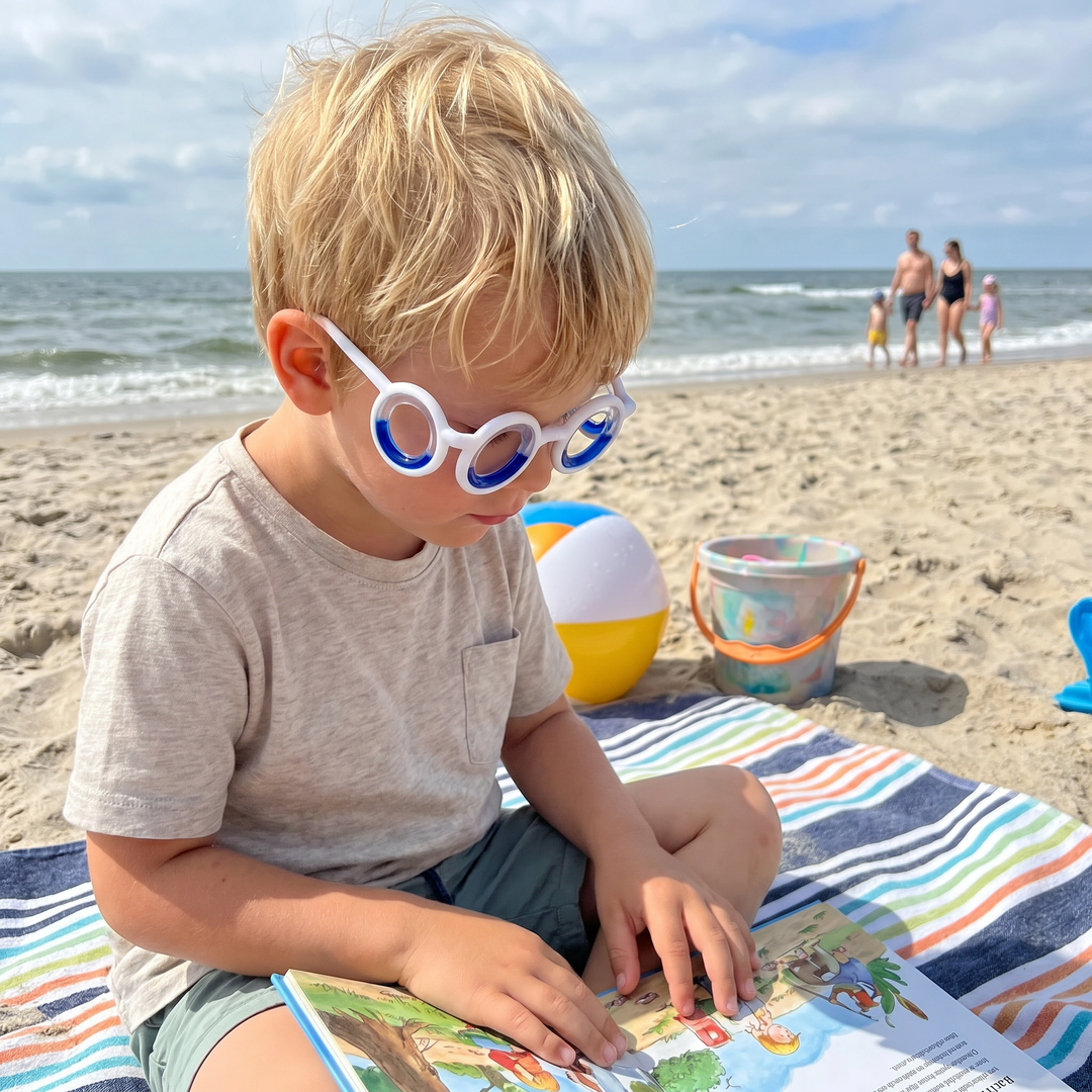Reisekrankheits-Brille für Kinder: Effektive, medikamentenfreie Hilfe gegen Übelkeit bei jeder Art von Reise.