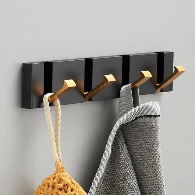 Moderner FOLDHOOK Haken für minimalistische Einrichtungen. Perfekt für stilvolle Ordnung im Zuhause.