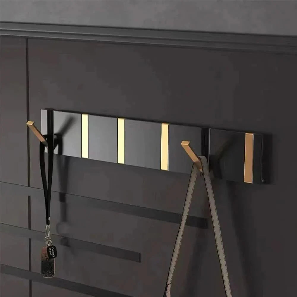 Praktischer Handtuchhaken FOLDHOOK, klappbar. Ideal für Bad oder Küche. Sorgt für moderne Organisation.