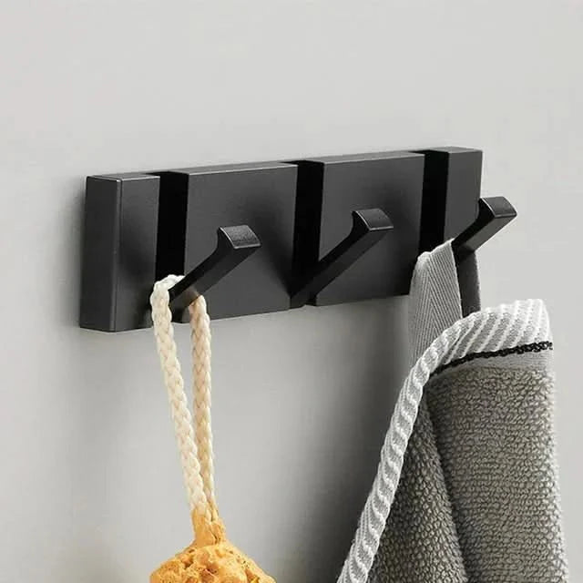Intelligenter FOLDHOOK Klapphaken, unsichtbar bei Nichtgebrauch. Maximal platzsparend und ordentlich.