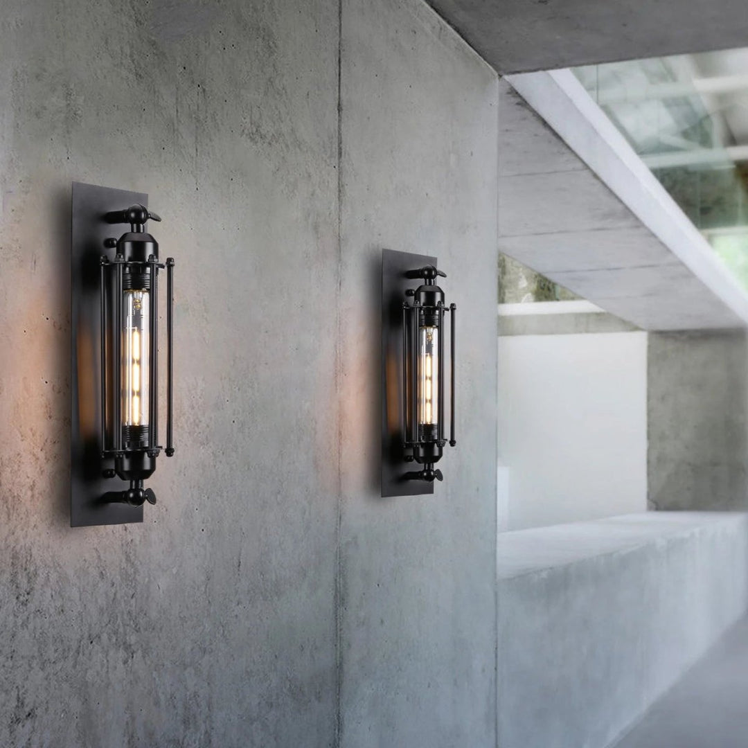 Elegante Metall-Wandleuchte mit LED-Beleuchtung, perfekt für Schlafzimmer & Flur.