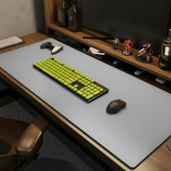 Vielseitige graue Wollfilz-Schreibtischunterlage für Büro, Homeoffice & Gaming. Komfortabler Schutz.