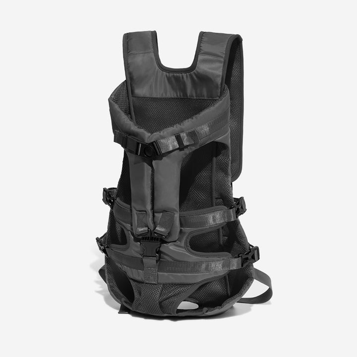 Komfortable Hundetransporttasche als Rucksack, perfekt für aktive Hunde & Besitzer.