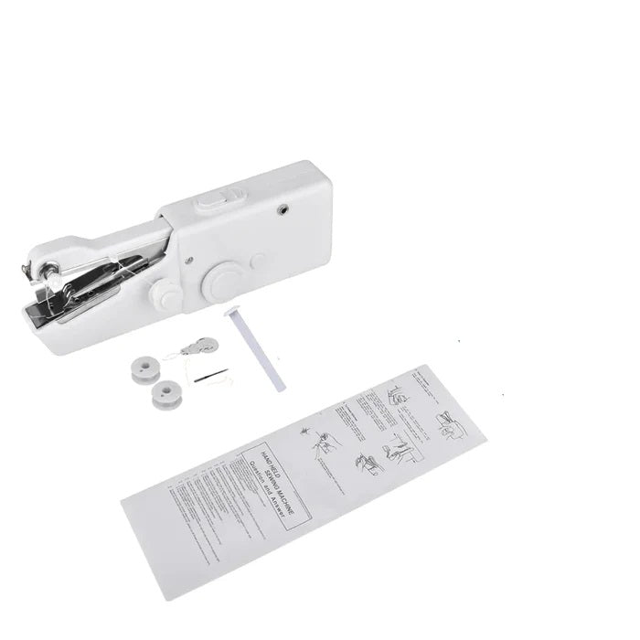 Nahaufnahme der kompakten Handnähmaschine FabriSnap. Zeigt das Nähen eines Stoffes, perfekt für schnelle Reparaturen.