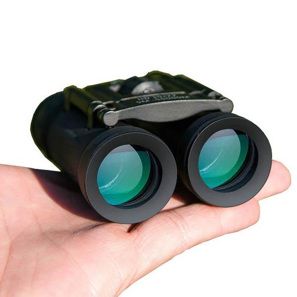 Kompakte HD-Ferngläser mit 40x Zoom für Outdoor-Aktivitäten wie Wandern, Jagd und Naturbeobachtung.