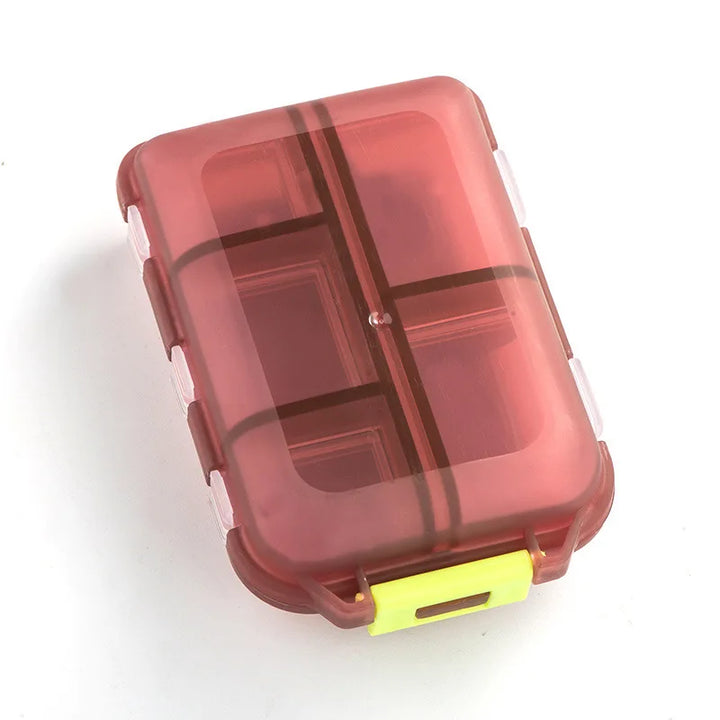 Reise-Pillendose mit mehreren Fächern, perfekt als Medikamenten- & Vitamin-Organizer für unterwegs.