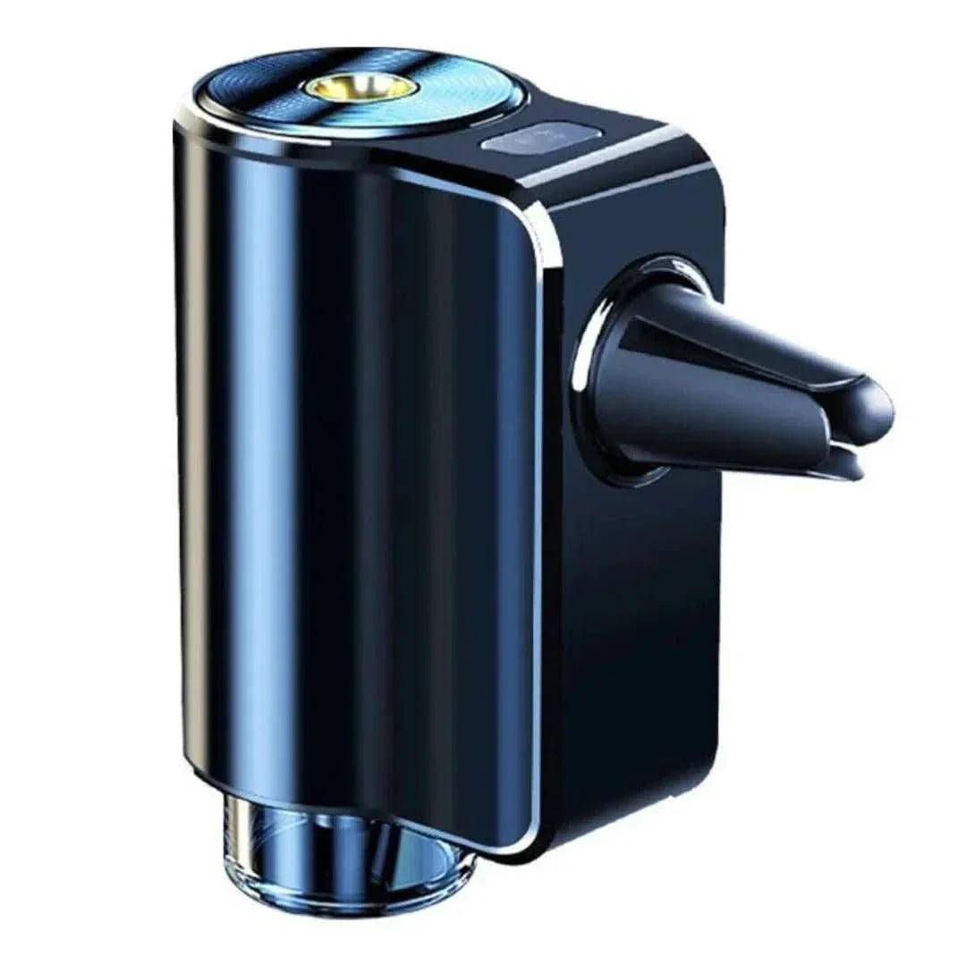 Handlicher, kompakter Aromatherapie-Diffuser als Auto-Gadget, spendet entspannende Düfte während der Fahrt.