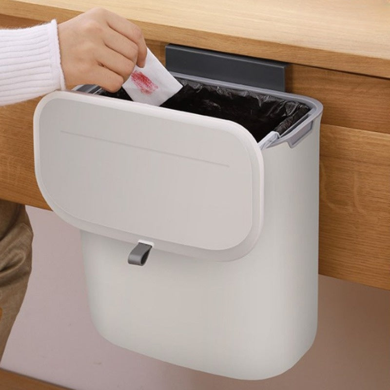 Stilvoller Mülleimer für die Küche, hygienisch und platzsparend. Perfekt zur Abfallorganisation im Haushalt.