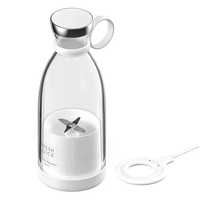 SmoothEase Personal Mixer für frische Smoothies. Perfekt als Küchengerät für gesunde Getränke auf Reisen & im Sport.