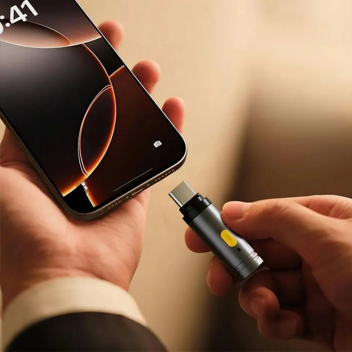 Praktischer winddichter USB-C Mini-Feuerzeug, kompakt und zuverlässig für jede Situation.