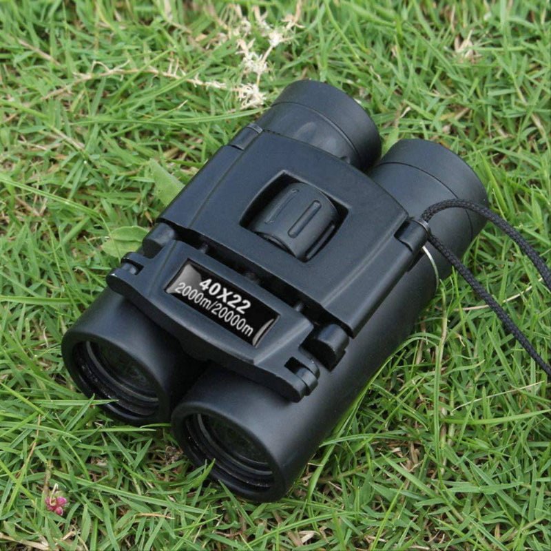 Robustes Kompakt-Fernglas, ideal für Wanderungen und Camping. 40x Zoom für weite Panoramen.