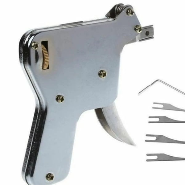 Alle Metall-Handwerkzeuge des kompakten DIY-Türwartungssets liegen bereit für Wartung und Reparatur von Türen.