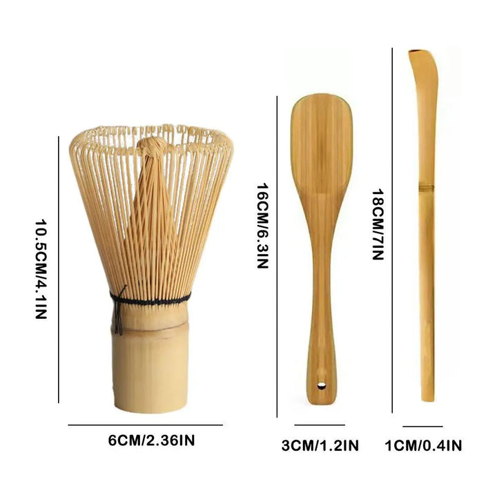 Elegantes Matcha-Zubehörset aus Bambus; perfekte Geschenkidee für Teeliebhaber und Fans von Küchenzubehör.